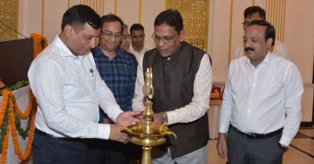 राष्ट्रीय जनसंपर्क दिवस 2025 देहरादून में एआई के जिम्मेदार उपयोग पर चर्चा
