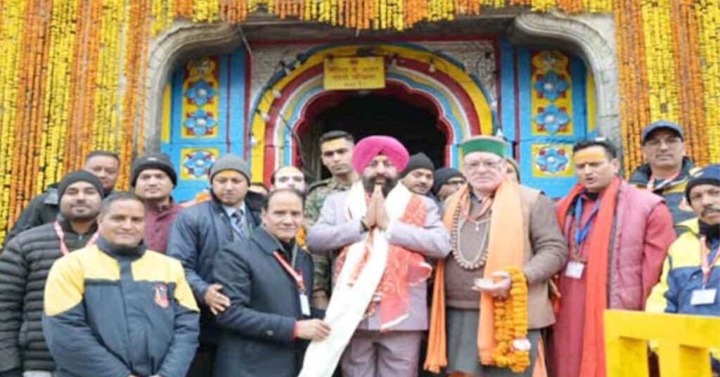 केदारनाथ धाम पहुंचे उत्तराखंड के राज्यपाल, रुद्राभिषेक कर लिया आशीर्वाद