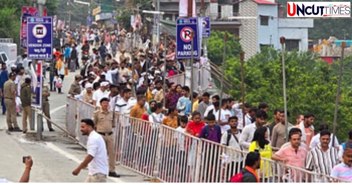कैंची धाम में सुबह से लंबी लाइन, बारिश के बीच गूंजे जयकारे, उमड़ा जनसैलाब